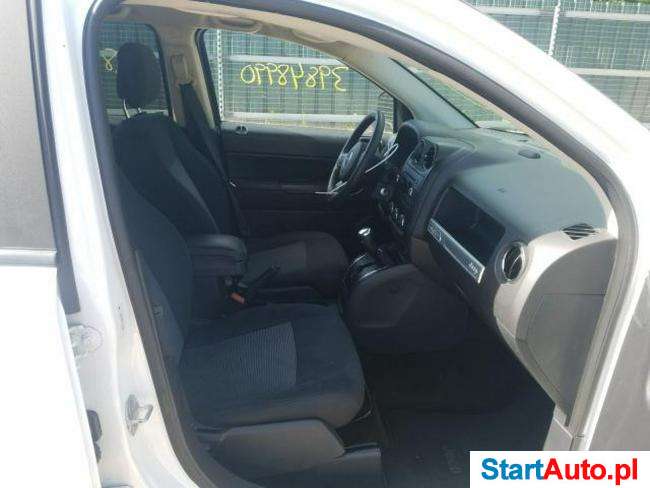 Jeep Compass Sport 2.4 benz. 9-bieg. autom. 180 KM 2015