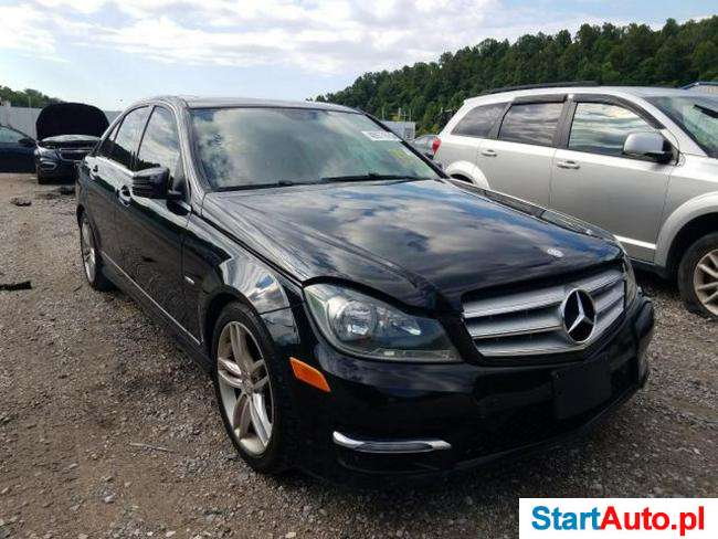 Mercedes-Benz C250 1.8 204 KM 7-bieg. autom. 2012