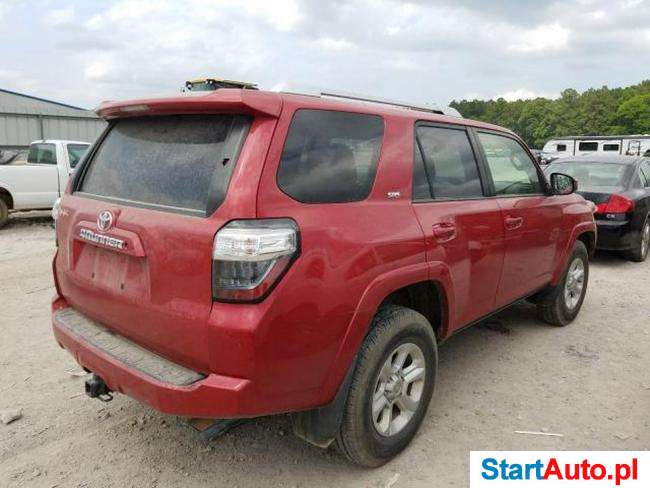 Toyota 4-RUNNER SR5 V6 benz. 4.0 270KM autom. 4×4 2014