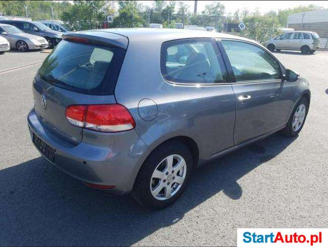 Volkswagen Golf VI Variant Trendline 1.4 benz. 80KM 2010