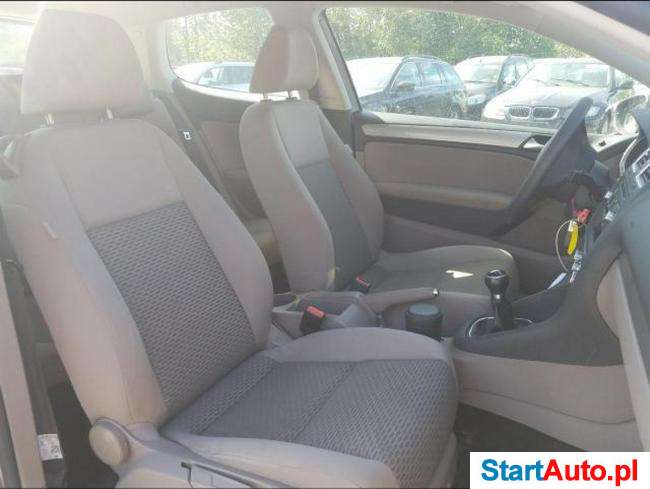Volkswagen Golf VI Variant Trendline 1.4 benz. 80KM 2010