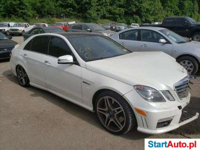 Mercedes-Benz E63 AMG benz. V8 6.2 518KM 2010