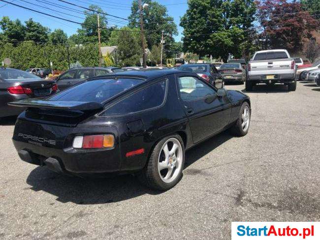Porsche 928 S 4.8l V8 benz. autom. 1986