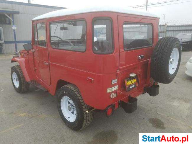 Toyota Land Cruiser FJ40 3.9l benz. 125KM 1971 Klasyk