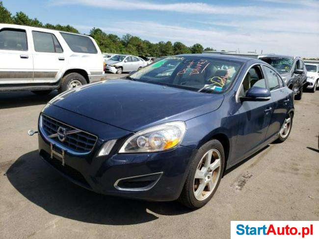 VOLVO S 60 T5 2.4 benz. 257KM autom. 2011