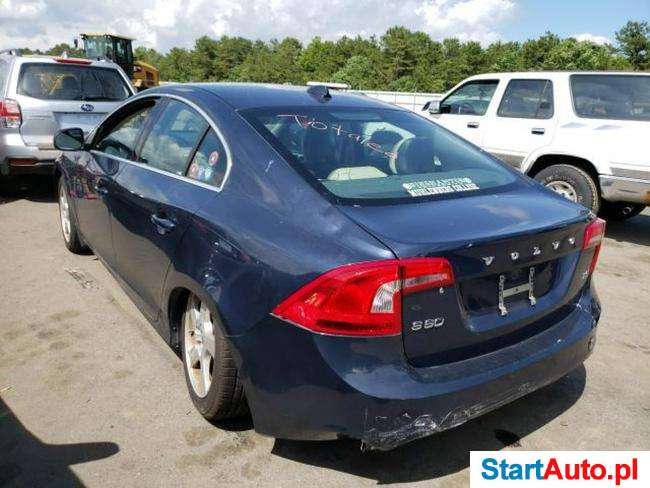 VOLVO S 60 T5 2.4 benz. 257KM autom. 2011