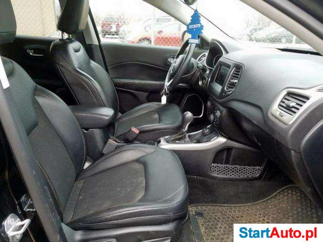 Jeep Compass LATITUDE 2.4 benz. 9-bieg. autom. 180 KM 2018