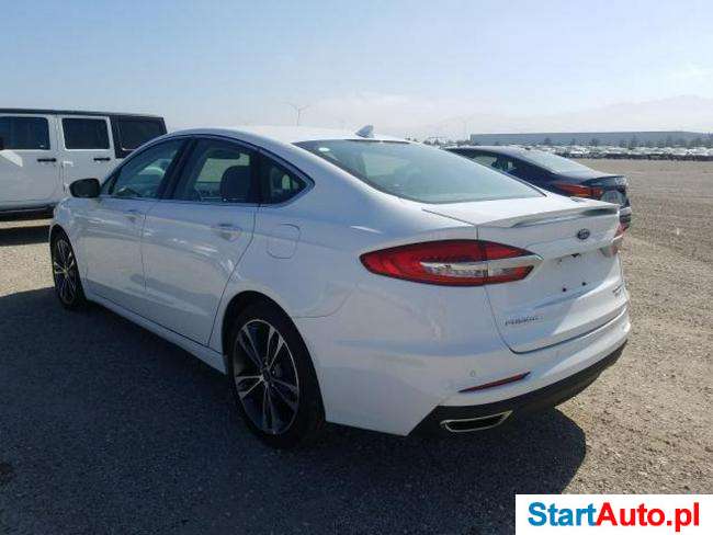Ford Fusion Titanium 2.0 231 KM autom. 10/2018