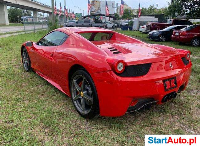 Ferrari 458 Spider 4.5 l V8 570KM 07/2012