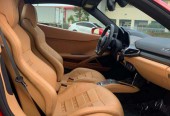 Ferrari 458 Spider 4.5 l V8 570KM 07/2012