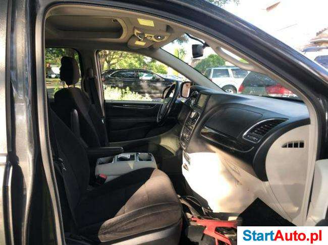 Chrysler Town&Country Touring 3.6l VVT benz. 283KM autom. 12/2011