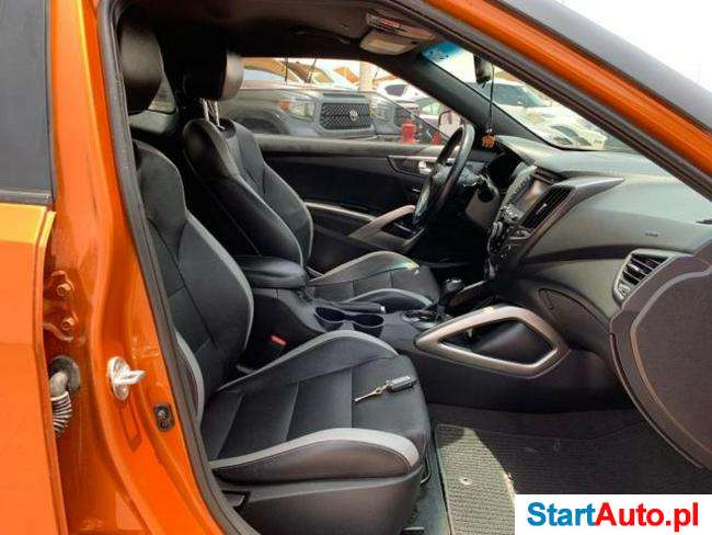 HYUNDAI Veloster T 1.6 benz. 201KM 6-bieg. autom. 2015