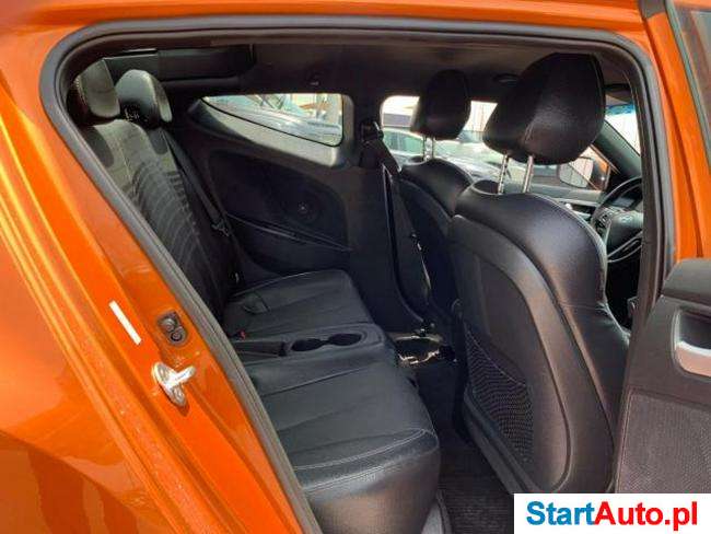 HYUNDAI Veloster T 1.6 benz. 201KM 6-bieg. autom. 2015