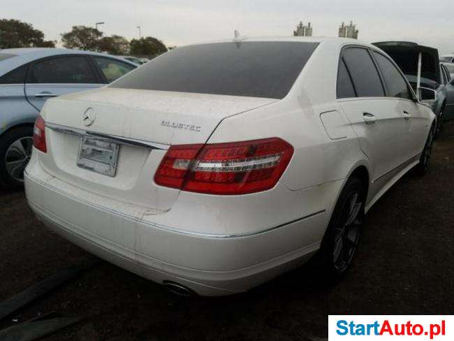 Mercedes-Benz E350 Bluetec 3.0 V6 210KM W212 AUTOM. 2011