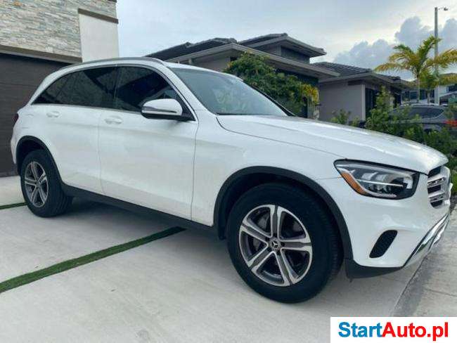 Mercedes-Benz GLC 300 4Matic 2.0i 241 KM 9-bieg. autom. 2019