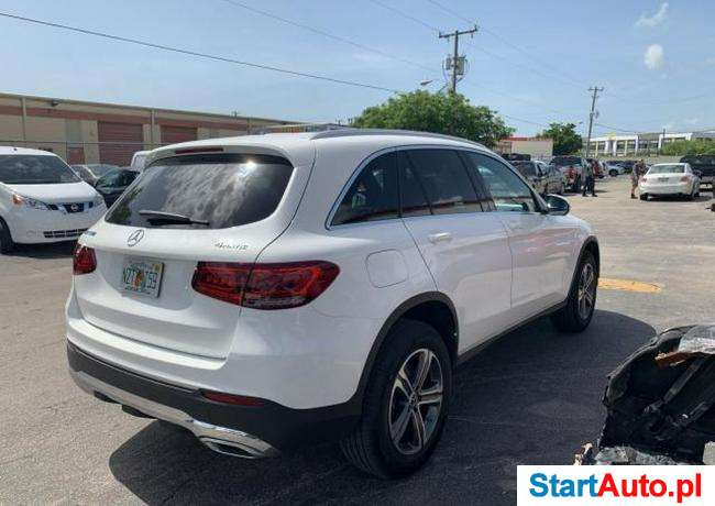 Mercedes-Benz GLC 300 4Matic 2.0i 241 KM 9-bieg. autom. 2019