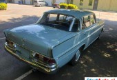 Klasyk Mercedes-Benz 220S 2.2 benz. 118 KM W111 1962