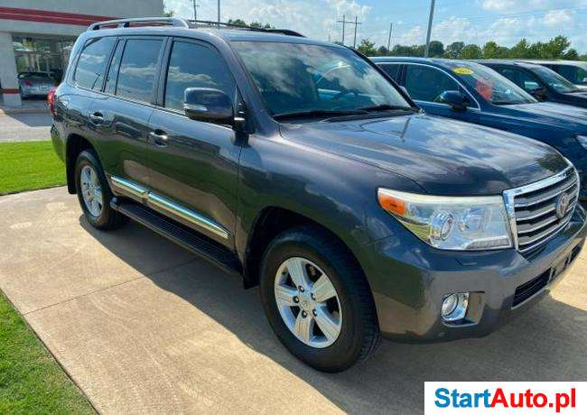 Toyota Land Cruiser 5.7 V8 benz. 6-bieg. automat 381 KM 2013