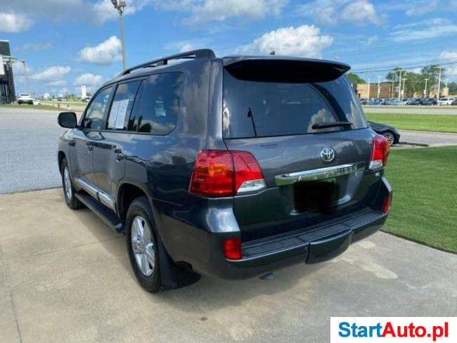 Toyota Land Cruiser 5.7 V8 benz. 6-bieg. automat 381 KM 2013