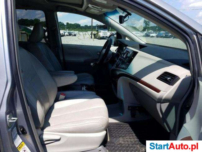 Toyota Sienna LE 3.5 benz. V6 268 KM 6-bieg. automat 7-osob. 2011