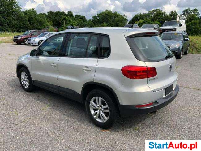 Volkswagen Tiguan S 2.0 TSI benz. automat. 184KM 2013