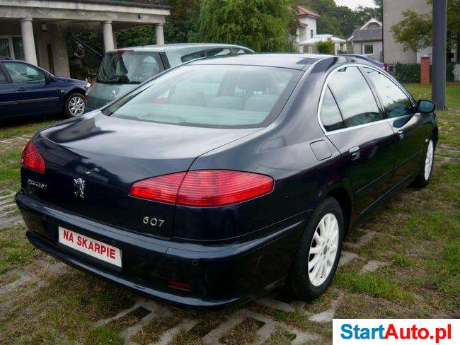 Peugeot 607