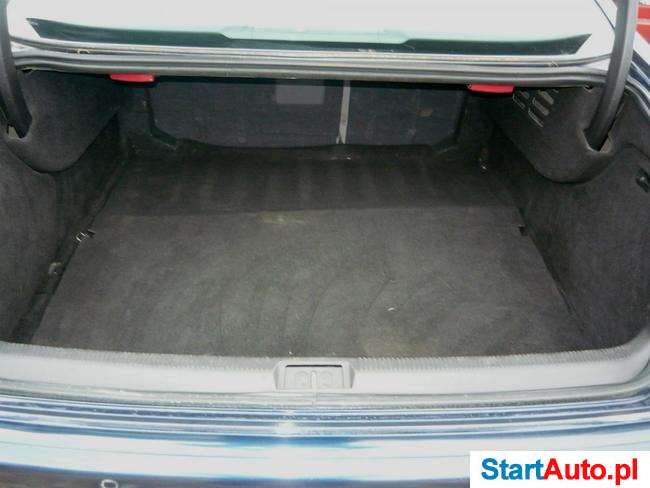 Peugeot 607
