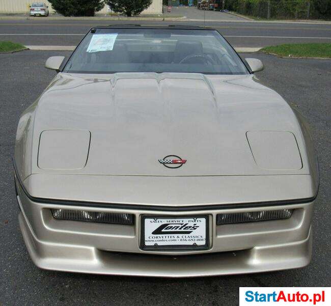Chevrolet Corvette V8 5.7 benz. 240 KM KLASYK 1987