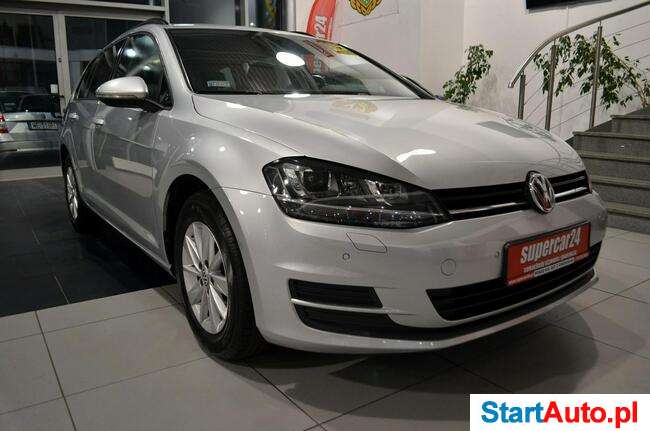 Volkswagen Golf 1,6 / Trendline / Xenon / LED / ALU / Salon PL / PDC /