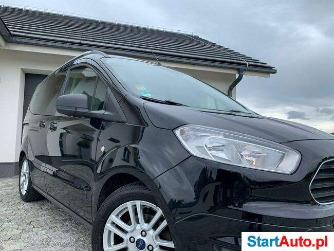 Ford Tourneo Courier TITANIUM ECOBOOST BENZYNA 5 OSOBOWY