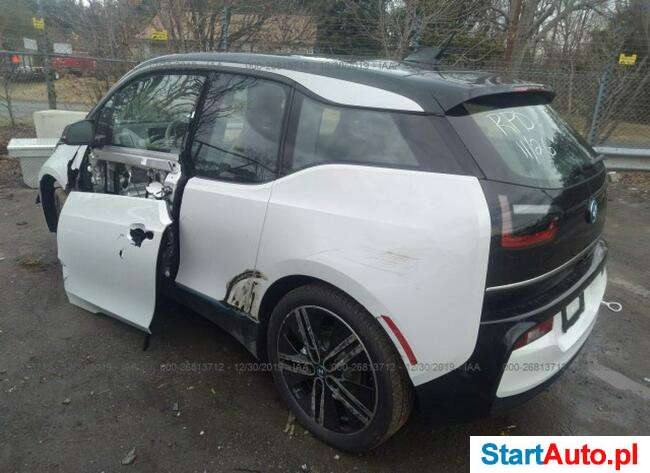 BMW I3