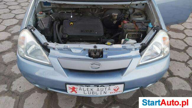 Suzuki Liana