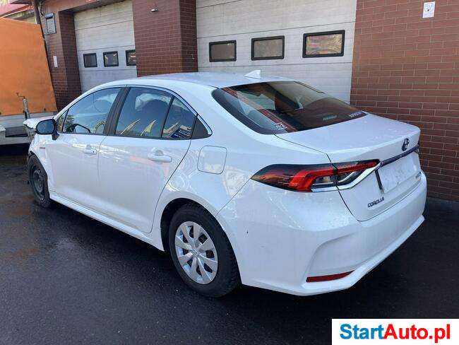 Toyota Corolla 1,8 Hybryda Salon PL 2020 Faktura 23%