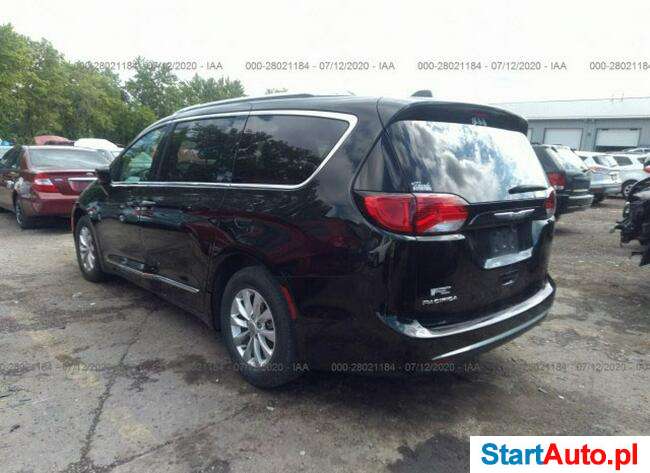 Chrysler Pacifica