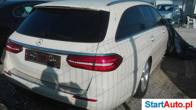 Mercedes E 200 99000km, uszkodzony