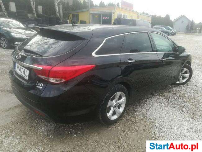 Hyundai i40 Navi 178 PS Grzana Kierownica Klimatronik PDC Ledy Full