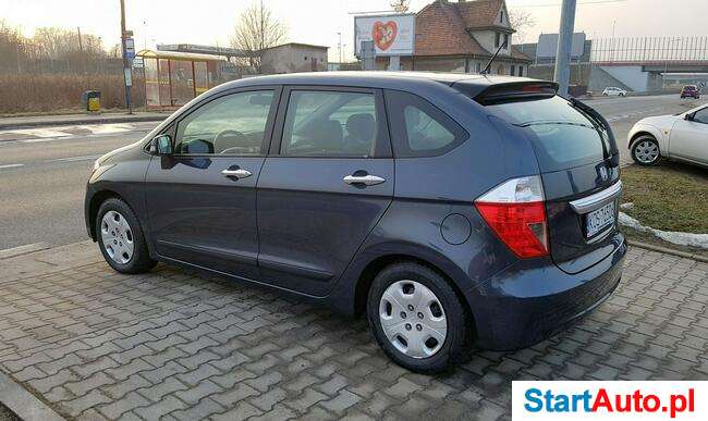 Honda FR-V