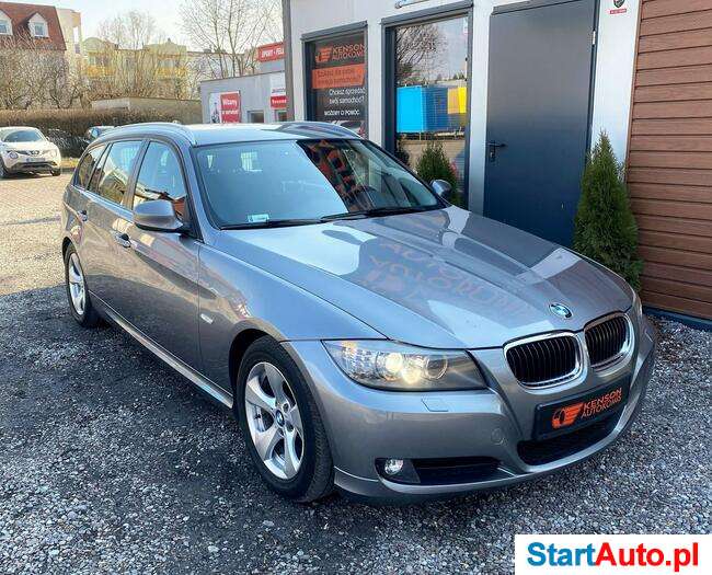 BMW 320 Nawigacja, Skórzana tapicerka, Czujniki cofania, 2x opony L/Z