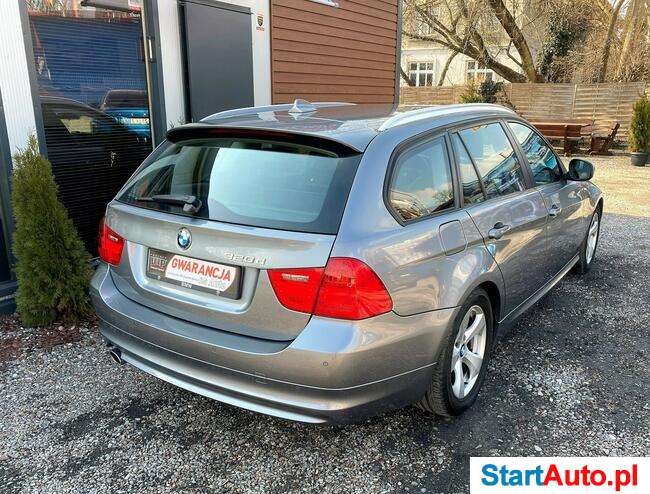 BMW 320 Nawigacja, Skórzana tapicerka, Czujniki cofania, 2x opony L/Z