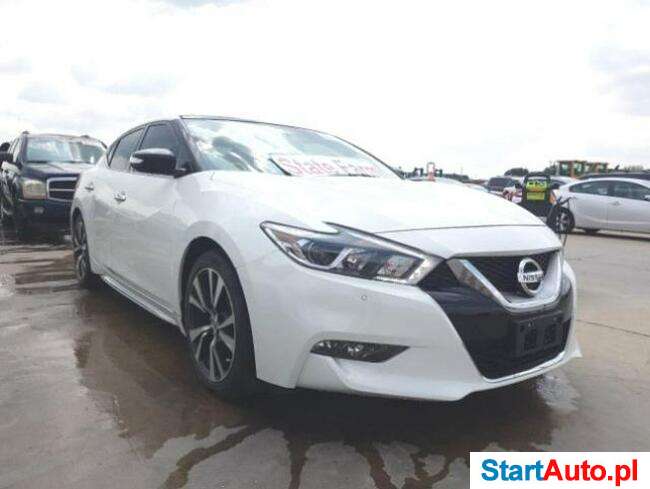 Nissan Maxima