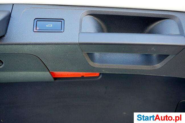 Volkswagen Passat 1,4 TSI 150 KM Comfortline Kamera cof. LED aut.klapa Navi Parkt FV VAT