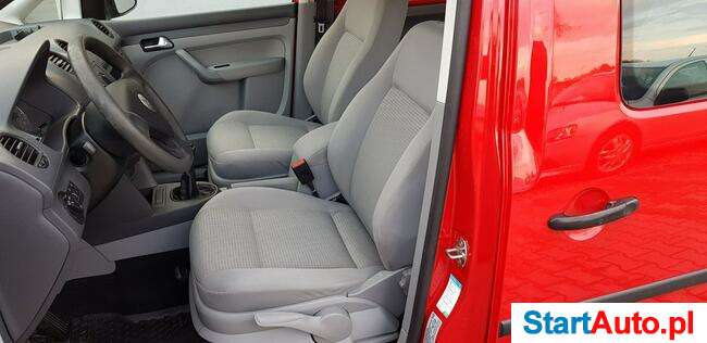 Volkswagen Caddy 1,6 MPI 102 KM Life !