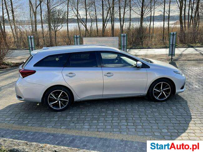 Toyota Auris 1.6 D-4D / Dynamic Navi Xenon / Salon PL I-właściciel Serwis ASO