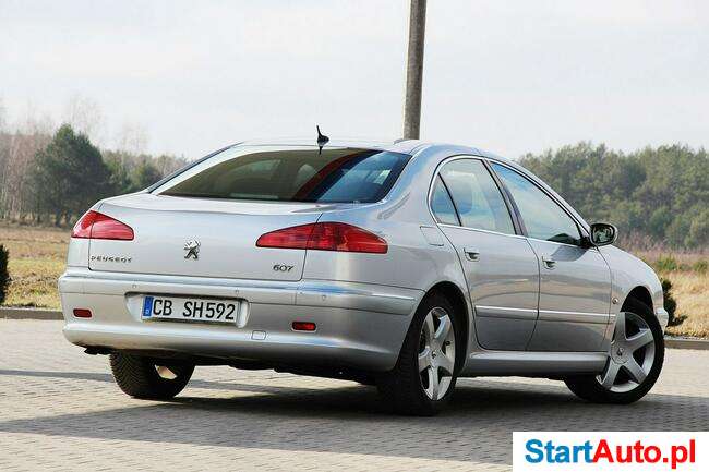 Peugeot 607