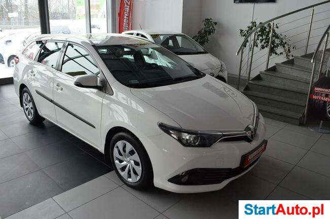 Toyota Auris / Premium / 1,6 D-4D / 112 KM / KAMERA / LED / Salon PL /
