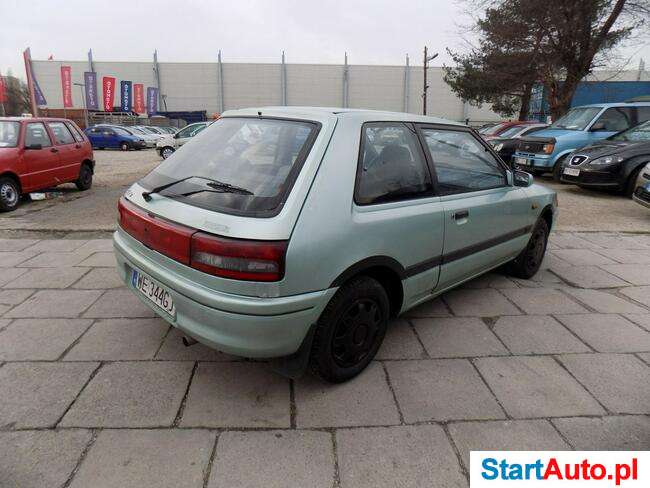 Mazda 323