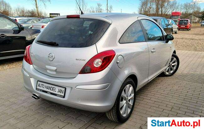 Opel Corsa 1,2 16v 70km Klima !