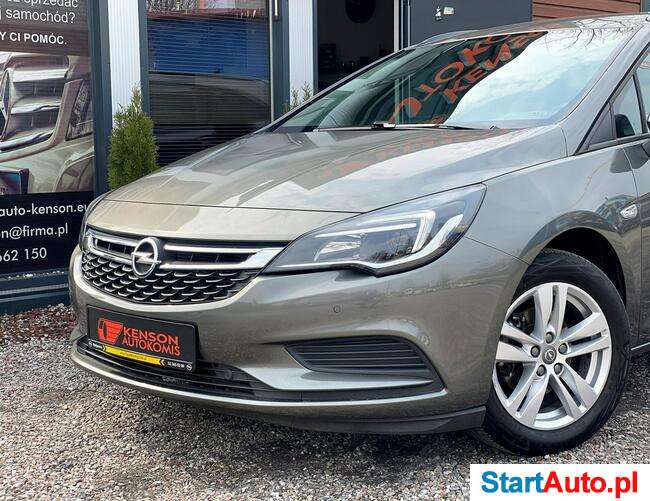 Opel Astra Nawigacja, Czujniki parkowania, Dotykowy ekran, Światła LED