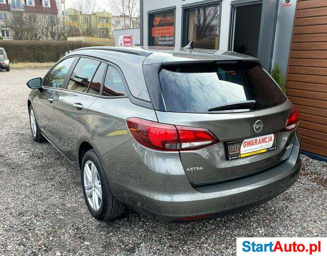 Opel Astra Nawigacja, Czujniki parkowania, Dotykowy ekran, Światła LED