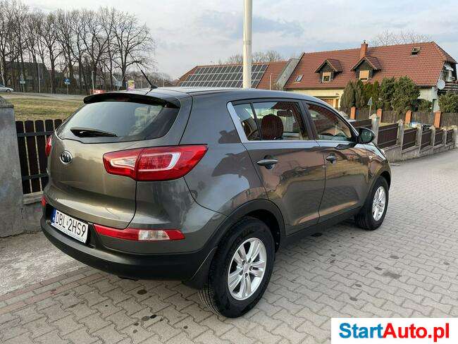 Kia Sportage 2,0 benzyna 99 tyś km świeżo zarejestrowana 163ps